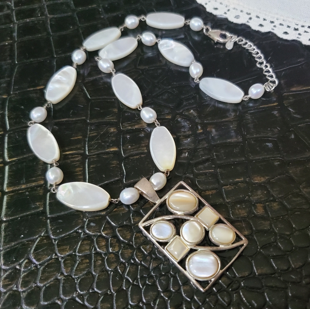 Lucas Lameth 925 Sterling Silver, MOP & Pearl Pendant Necklace 17". J-480